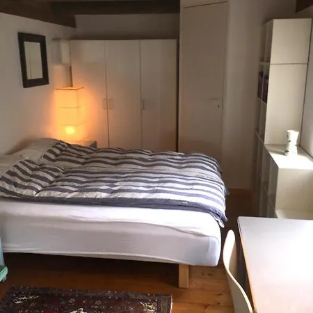 With Stunning View Apartment *